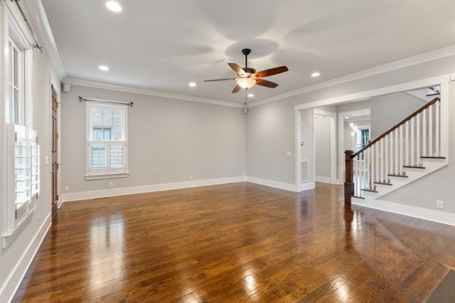 1917 Warfield Dr, Nashville, TN 37215