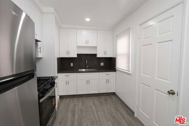 1805 Silver Lake Boulevard, Los Angeles, CA 90026