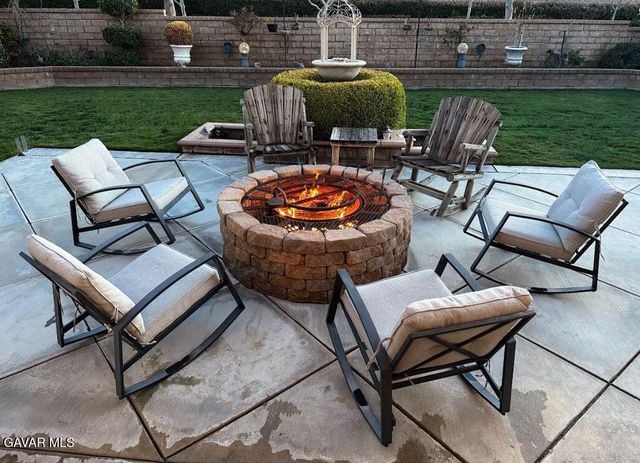 2406 Loganberry Circle, Palmdale, CA 93551