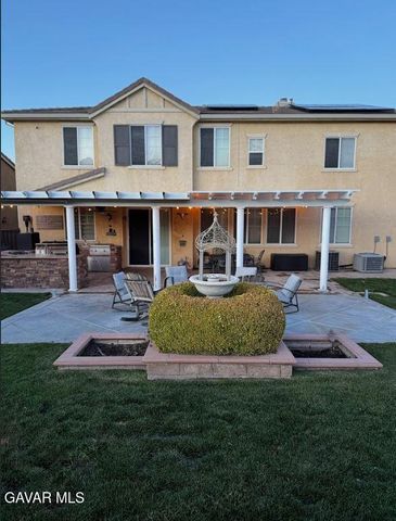 2406 Loganberry Circle, Palmdale, CA 93551