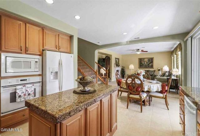 2406 Loganberry Circle, Palmdale, CA 93551