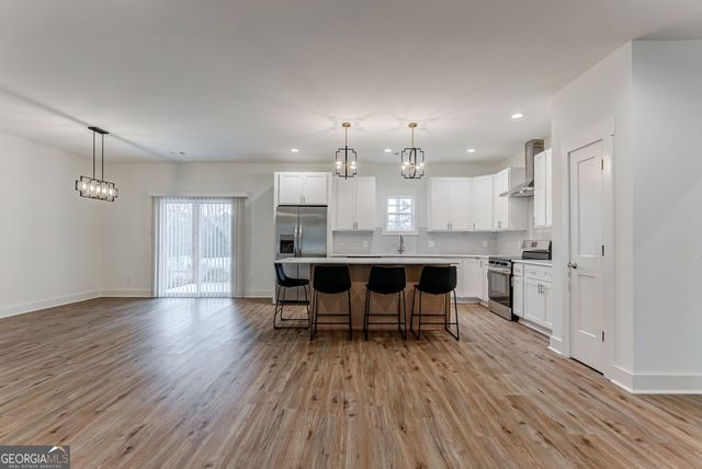 552 Clayton Street, Commerce, GA 30529