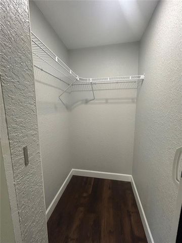 1111 SE 6TH AVENUE, Gainesville, FL 32601