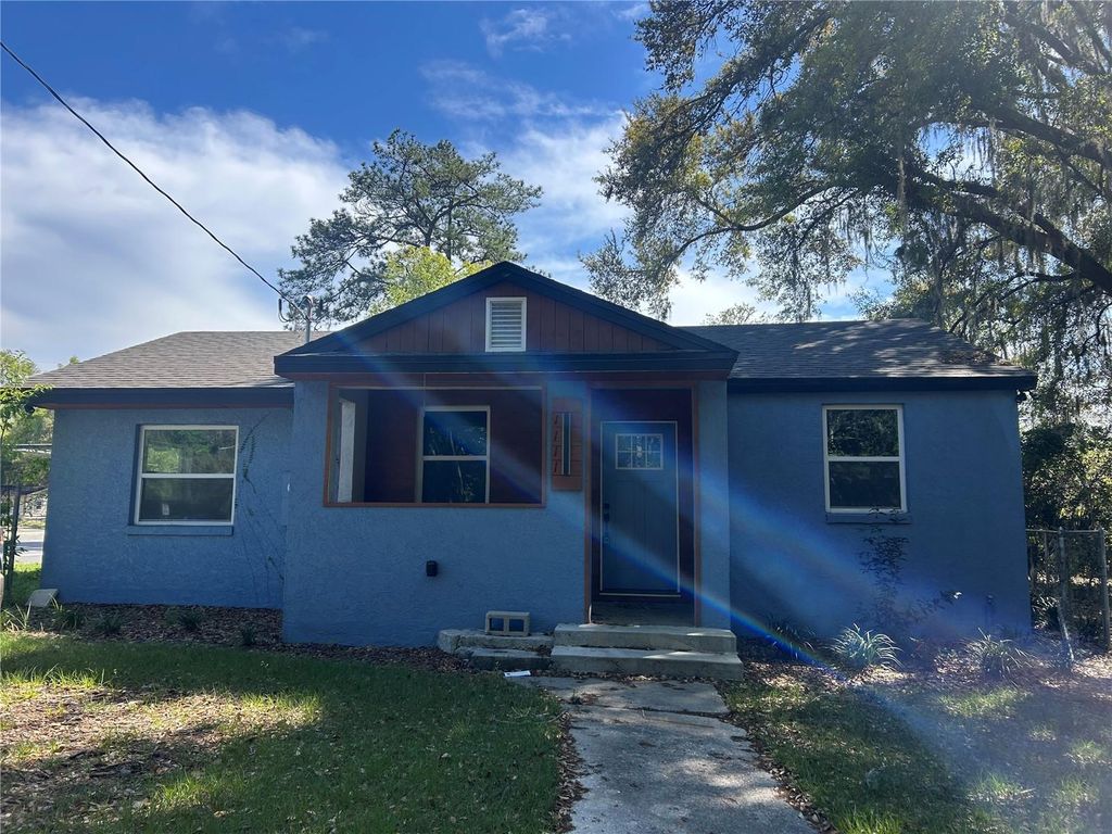 1111 SE 6TH AVENUE, Gainesville, FL 32601