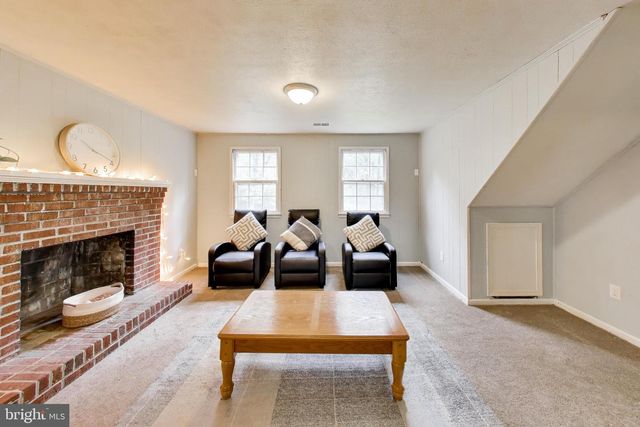 8709 VALLEY DR, Waldorf, MD 20603