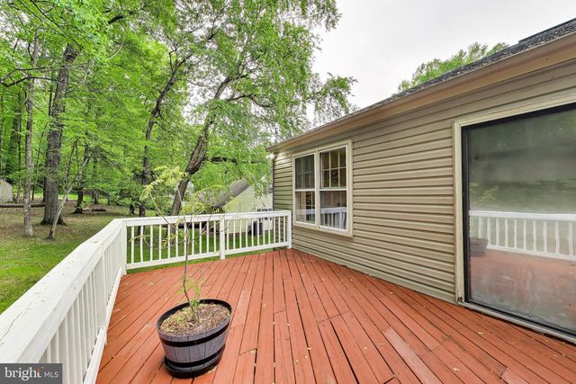 8709 VALLEY DR, Waldorf, MD 20603