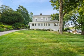 4 East Drive, Carmel, NY 10512