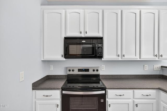 60 Rowan Drive, Clayton, NC 27520