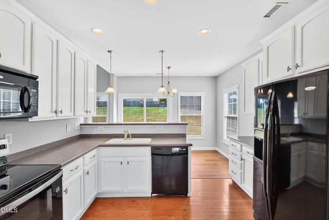 60 Rowan Drive, Clayton, NC 27520