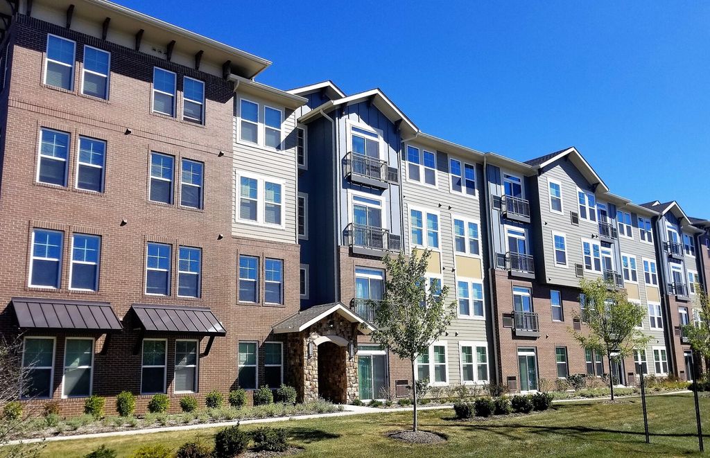 700 E Algonquin Road 2104, Schaumburg, IL 60173