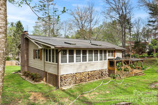 150 Timberlane Drive, Etowah, NC 28729