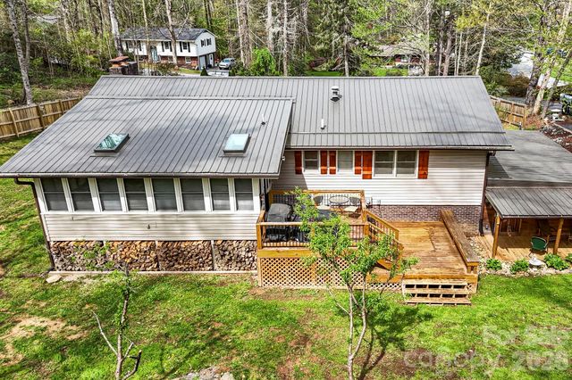 150 Timberlane Drive, Etowah, NC 28729
