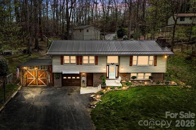 150 Timberlane Drive, Etowah, NC 28729