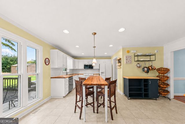 1091 Keeneland Drive, Bogart, GA 30622