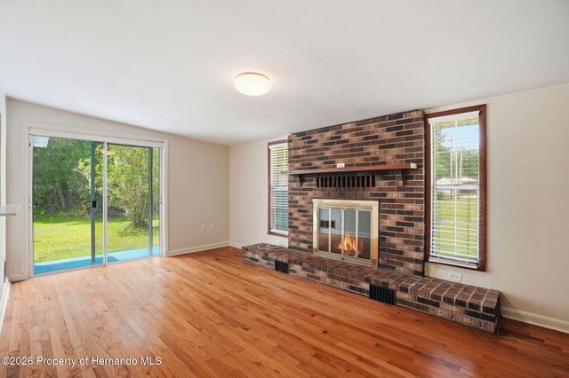 19303 Fort Dade Avenue, Brooksville, FL 34601