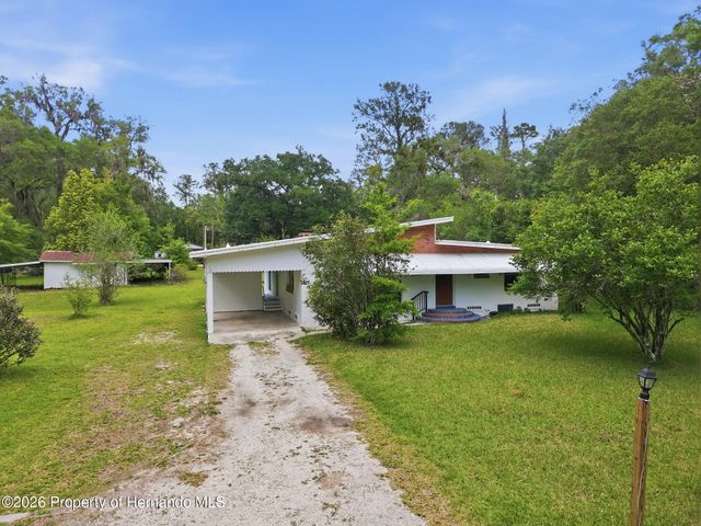 19303 Fort Dade Avenue, Brooksville, FL 34601