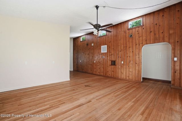 19303 Fort Dade Avenue, Brooksville, FL 34601