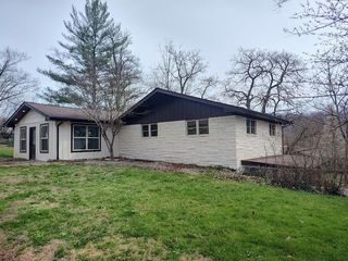 609 Crestview Lane, Morehead, KY 40351