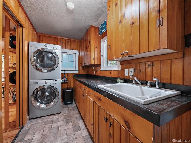 27905 Mariposa Road, Evergreen, CO 80439