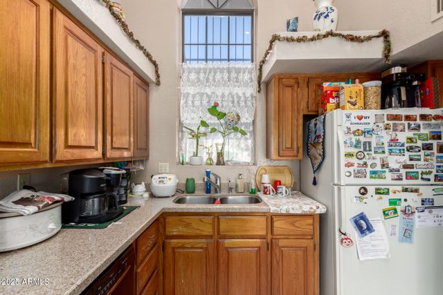 2329 N RECKER Road 20, Mesa, AZ 85215