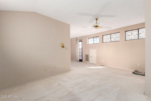 2329 N RECKER Road 20, Mesa, AZ 85215