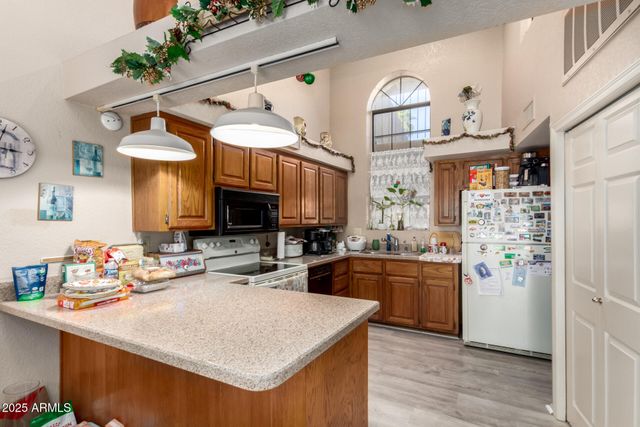 2329 N RECKER Road 20, Mesa, AZ 85215