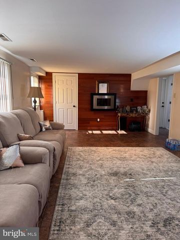 707 SUNSET DR, Somerdale, NJ 08083