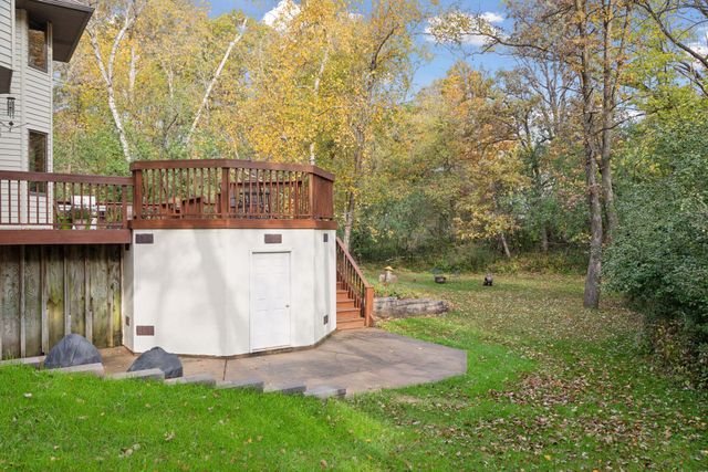 230 Plainview Drive, River Falls, WI 54022
