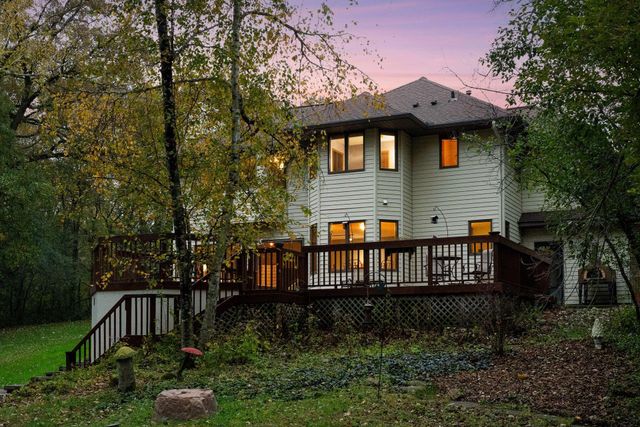 230 Plainview Drive, River Falls, WI 54022