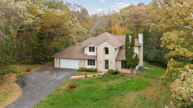 230 Plainview Drive, River Falls, WI 54022