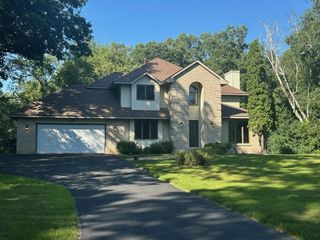 230 Plainview Drive, River Falls, WI 54022