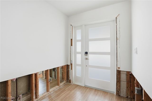 380 Conners AVE, Naples, FL 34108