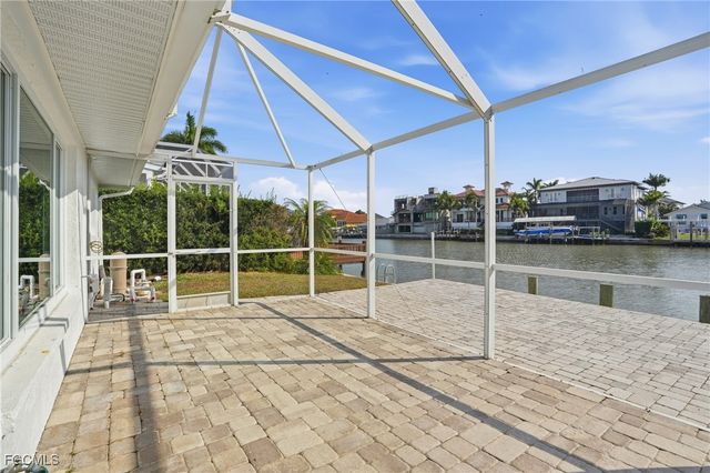 380 Conners AVE, Naples, FL 34108