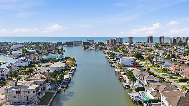 380 Conners AVE, Naples, FL 34108