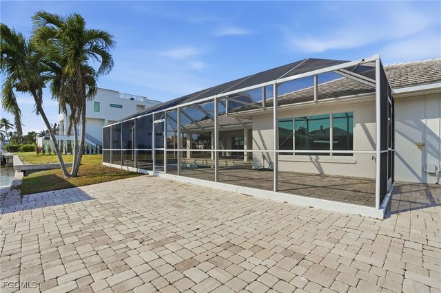 380 Conners AVE, Naples, FL 34108