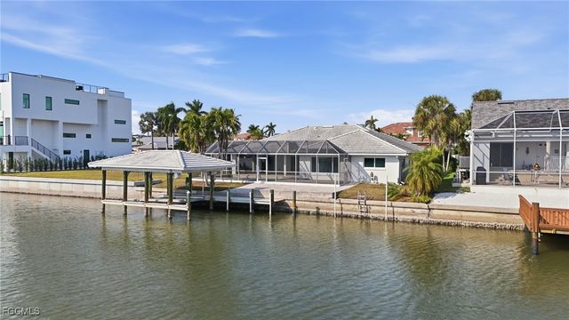 380 Conners AVE, Naples, FL 34108