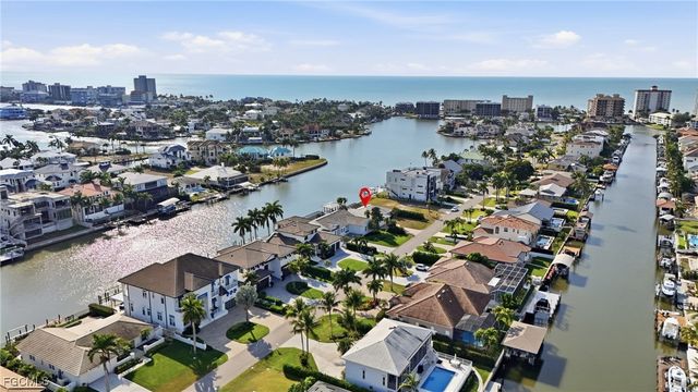 380 Conners AVE, Naples, FL 34108