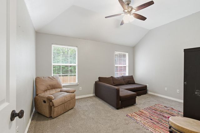 3528 Creekside Court, Bedford, TX 76021