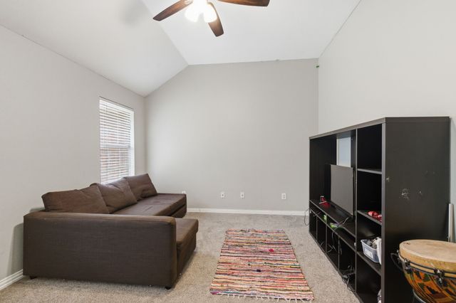 3528 Creekside Court, Bedford, TX 76021