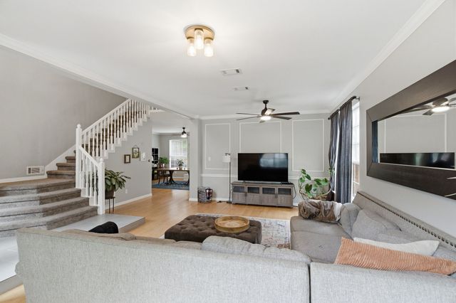 3528 Creekside Court, Bedford, TX 76021
