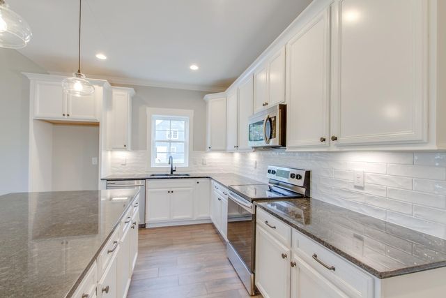 3806 Caroline Farms Drive, Murfreesboro, TN 37129