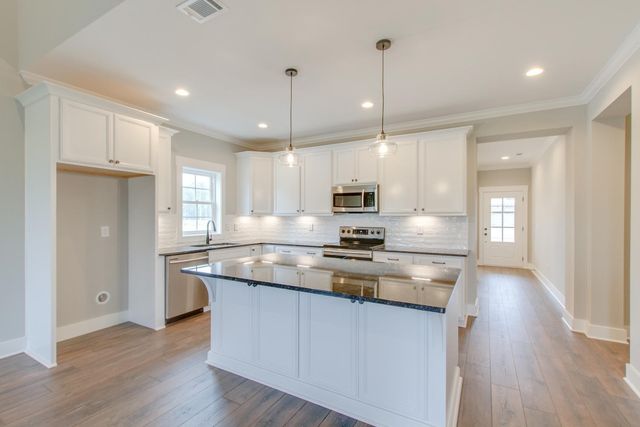 3806 Caroline Farms Drive, Murfreesboro, TN 37129