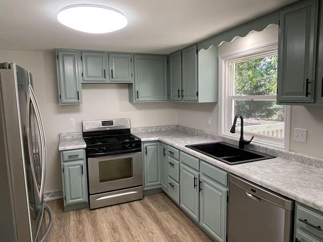 N2089 Shadow Road, Waupaca, WI 54981