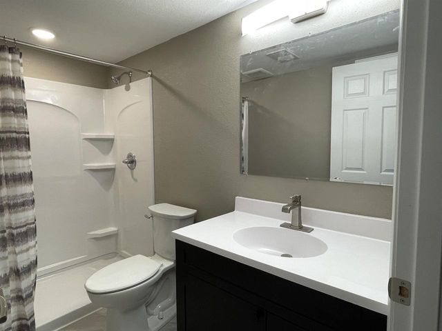 N2089 Shadow Road, Waupaca, WI 54981