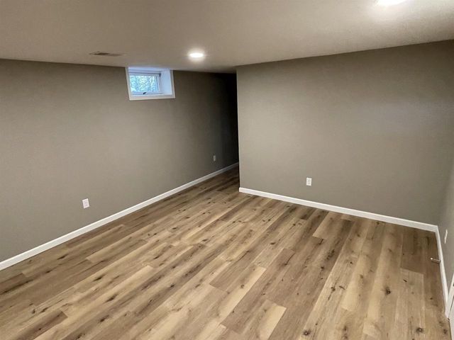 N2089 Shadow Road, Waupaca, WI 54981