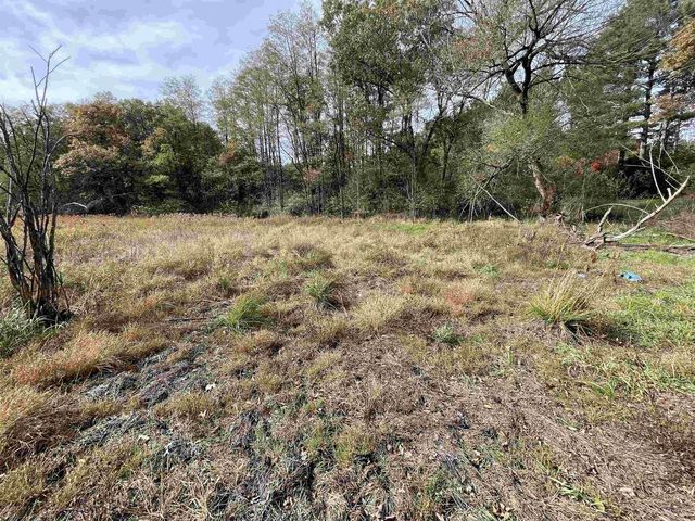 N2089 Shadow Road, Waupaca, WI 54981