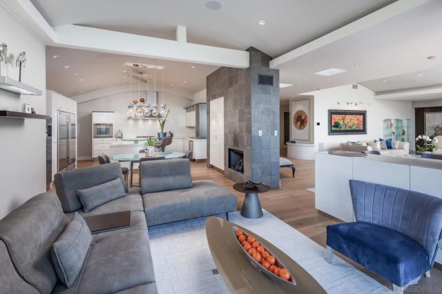 2032 Via Casa Alta, La Jolla, CA 92037