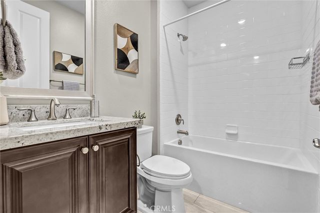 105 Rake, Irvine, CA 92618