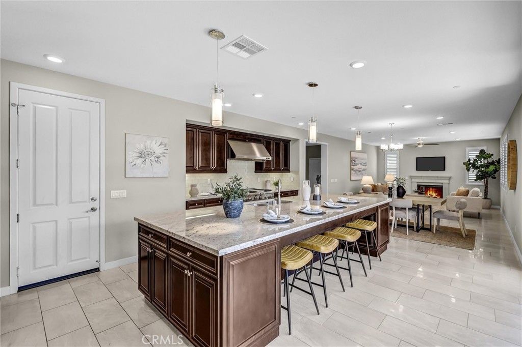 Image 10 of property listing at 105 Rake, Irvine, CA 92618