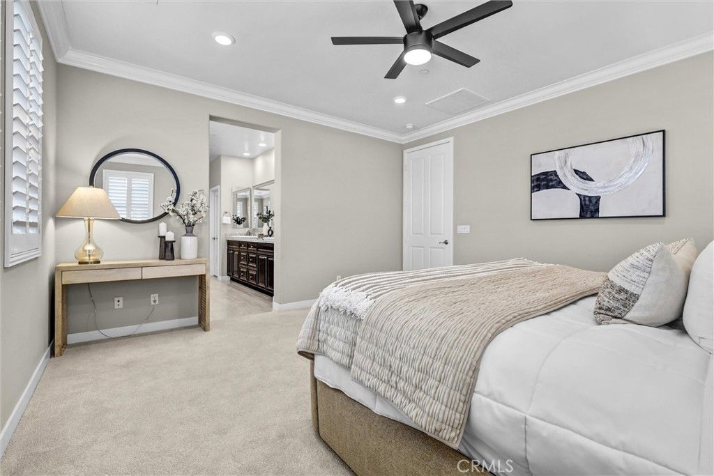 Image 21 of property listing at 105 Rake, Irvine, CA 92618